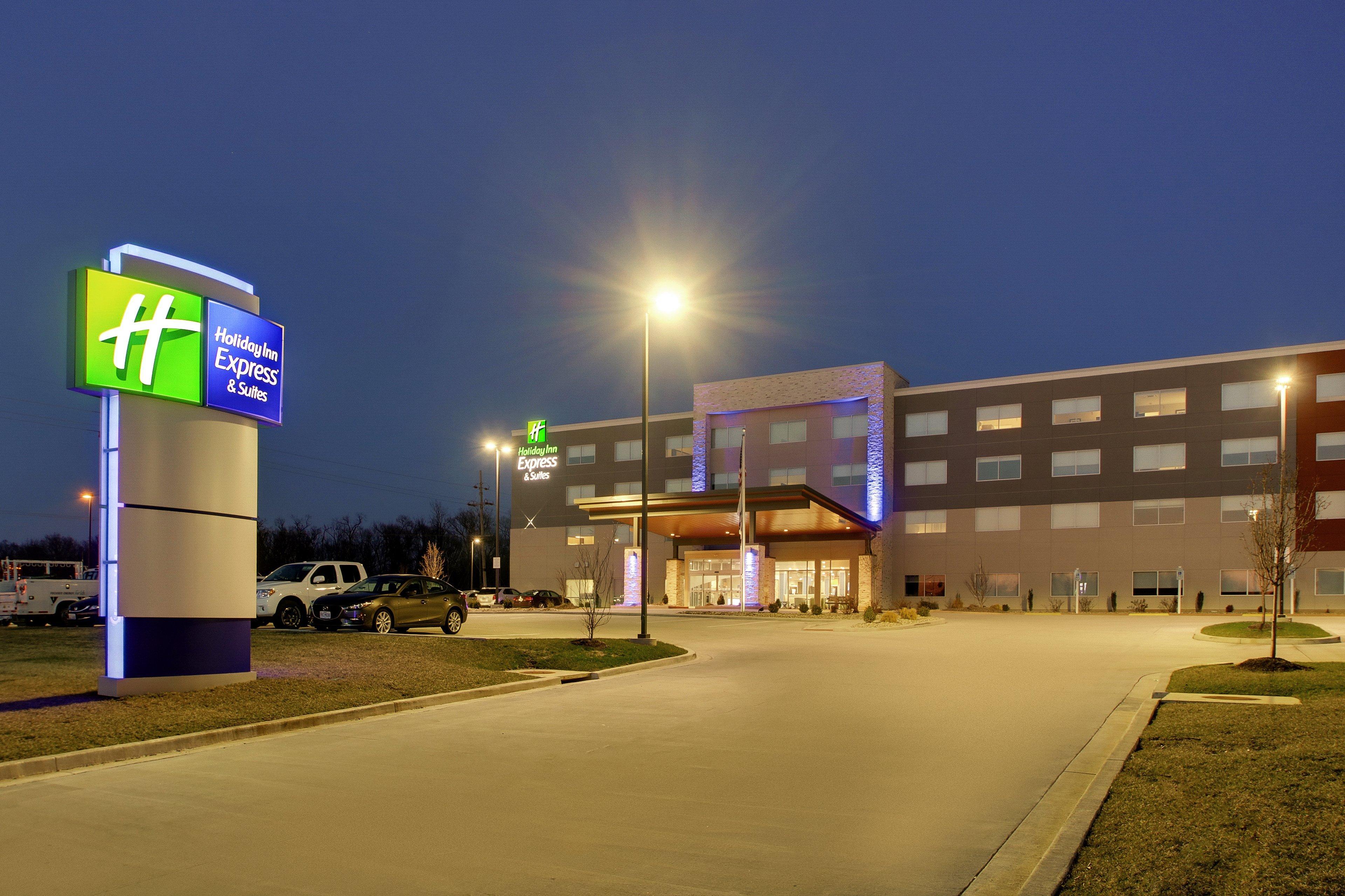 Holiday Inn Express & Suites - Mount Vernon By Ihg Bagian luar foto