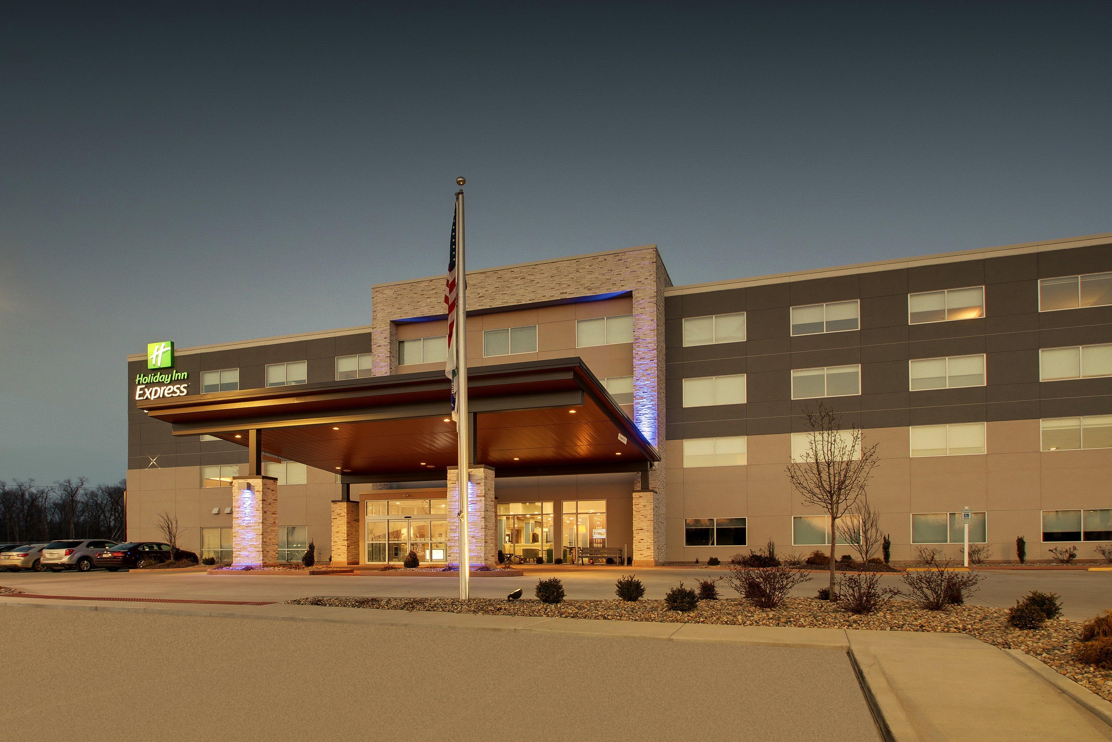 Holiday Inn Express & Suites - Mount Vernon By Ihg Bagian luar foto