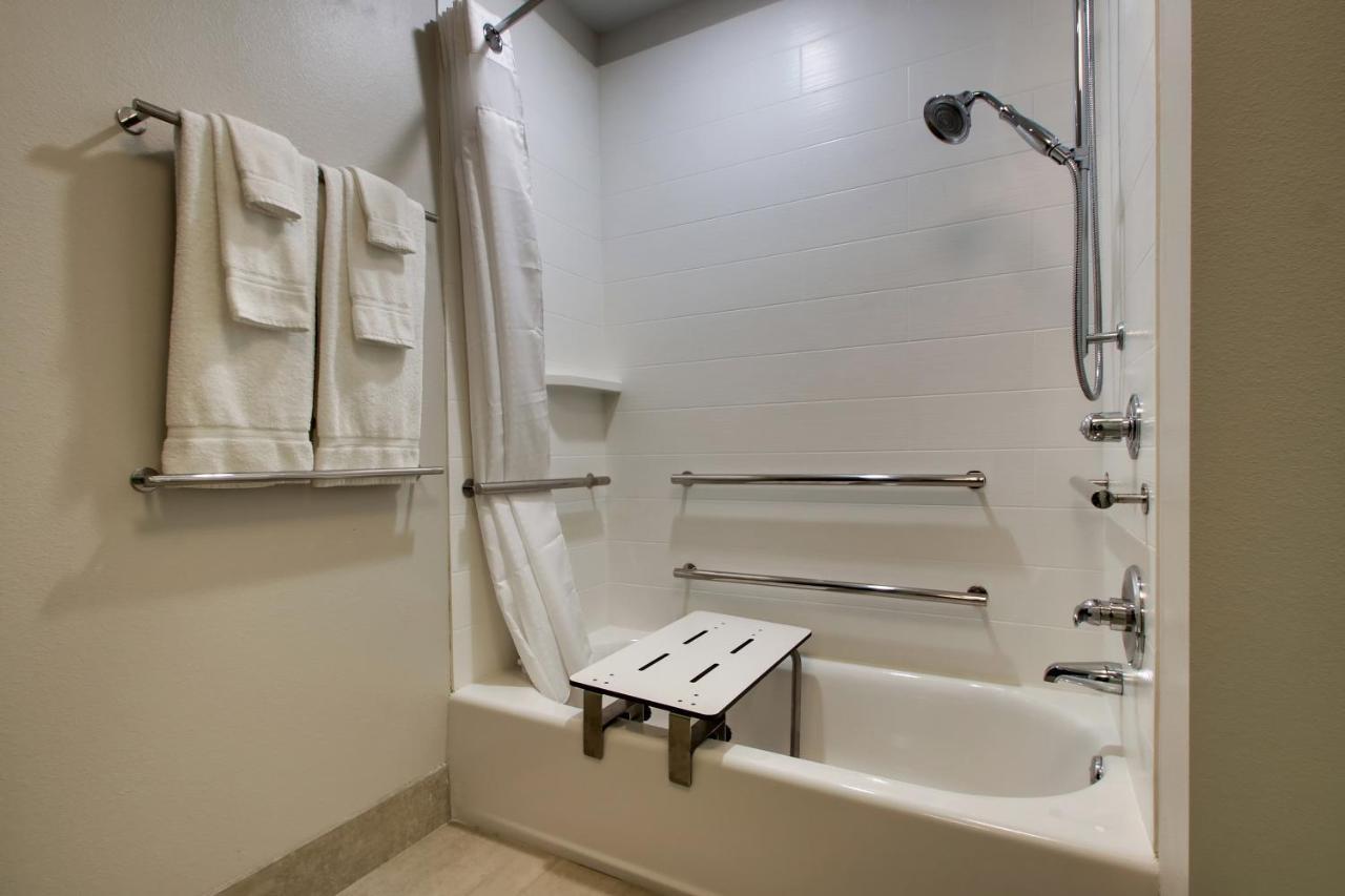 Holiday Inn Express & Suites - Mount Vernon By Ihg Bagian luar foto
