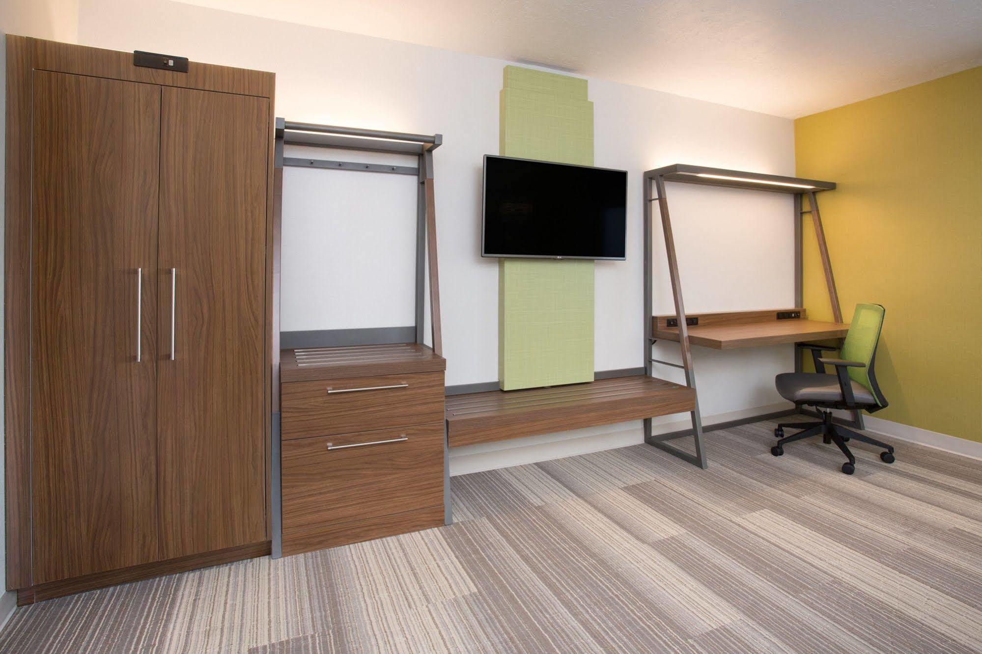 Holiday Inn Express & Suites - Mount Vernon By Ihg Bagian luar foto